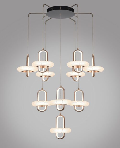 pirinç ve kristal kaplamalı, U60 × 150 cm ölçülerinde sarkıt avize.